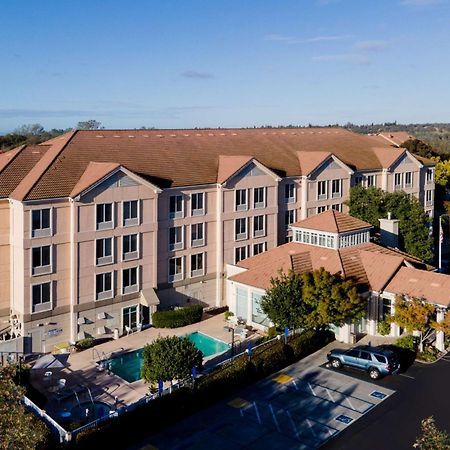 Hilton Garden Inn Фолсъм Екстериор снимка