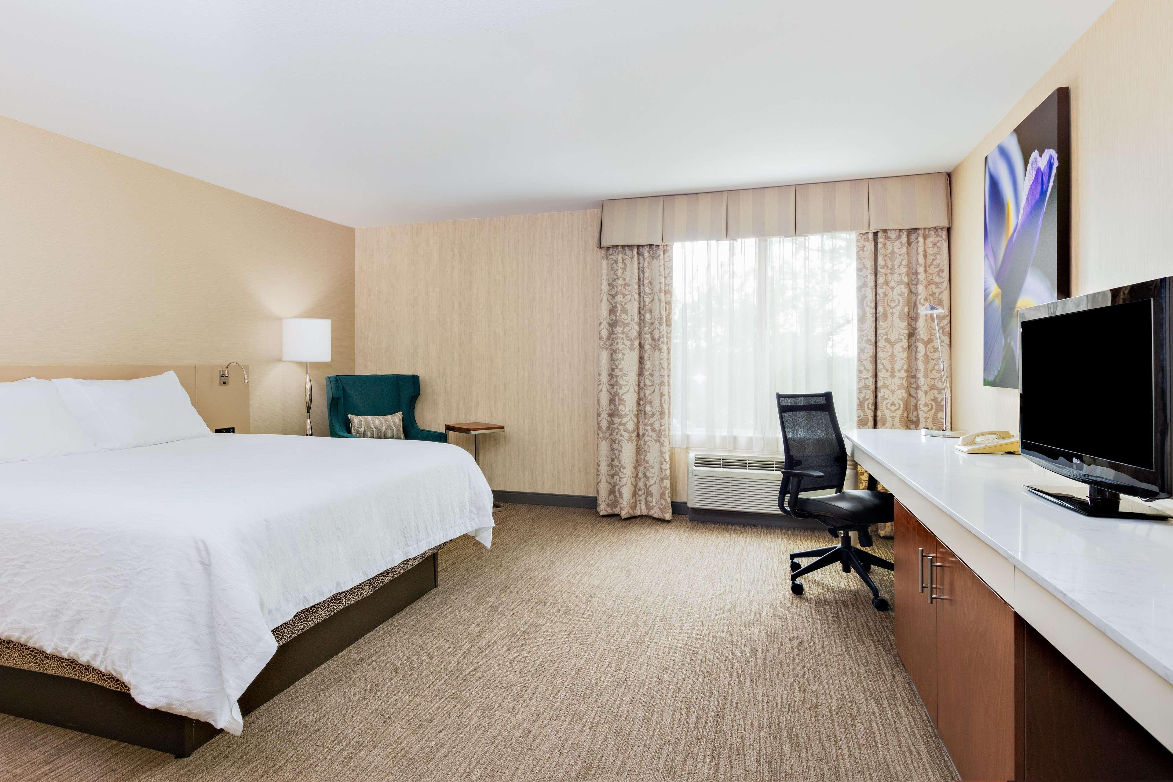 Hilton Garden Inn Фолсъм Екстериор снимка