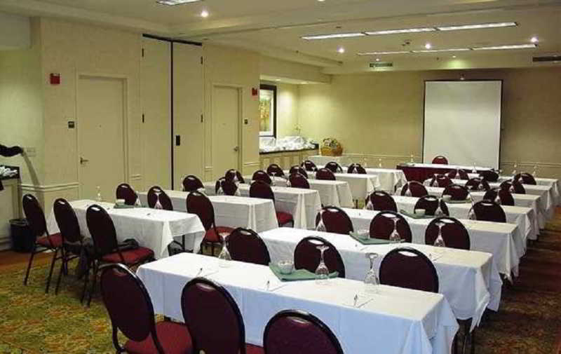 Hilton Garden Inn Фолсъм Екстериор снимка
